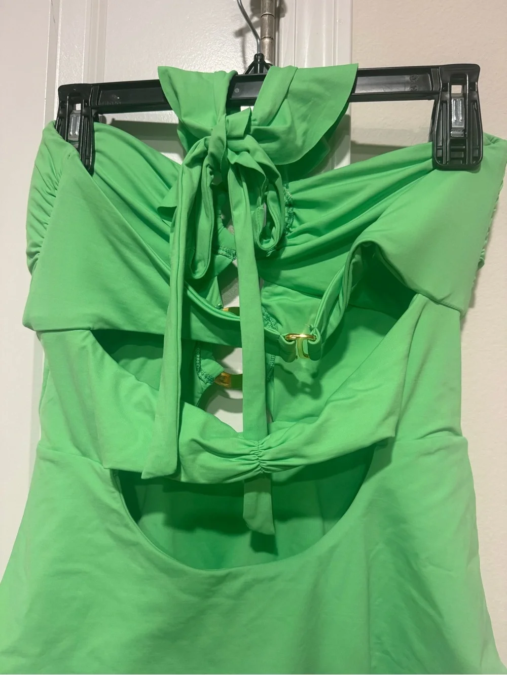 New Soluna swim Bright Green One-Piece Swimsuit with Ring Cutout Accent size XL